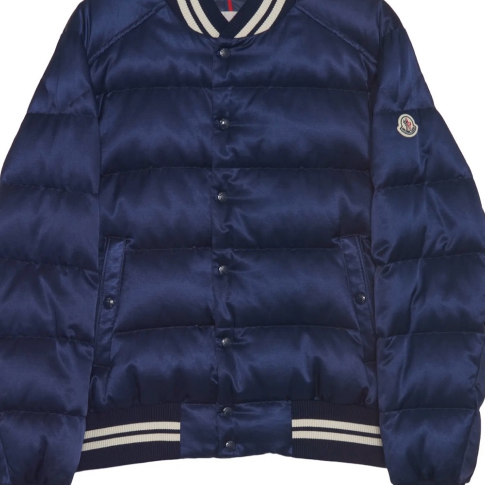 Moncler Blue Puffer Jacket Timeless Design